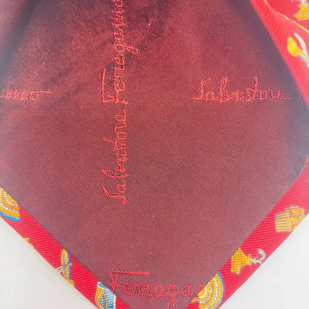Salvatore Ferragamo‎ Red Headwear/Flower Silk Tie Made In Italy